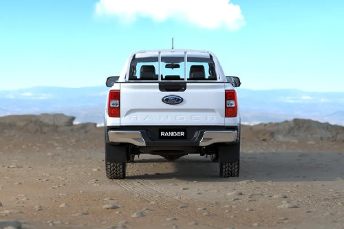 Full Rear View of فورد رينجر