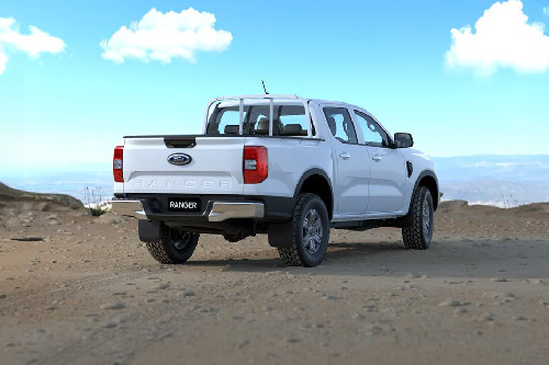 رينجر Rear angle view
