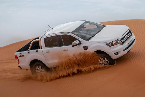 رينجر Tilted Front View