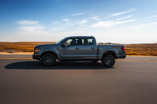 F 150 Raptor  Side view