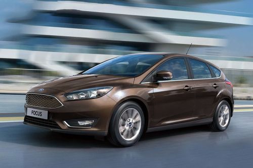 فورد Focus Front Side View