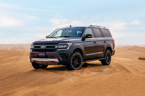 Ford Expedition (2022-2024) Front Side View