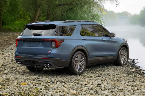 إكسبلورر Rear angle view