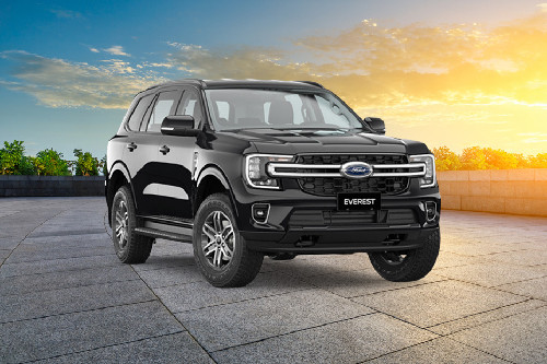 فورد إيفرست  Front Medium View