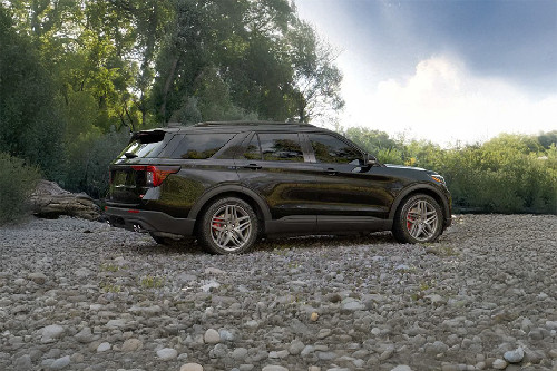 Explorer ST Rear Medium Side View