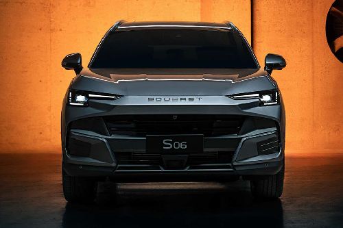 Full Front View of إس 06