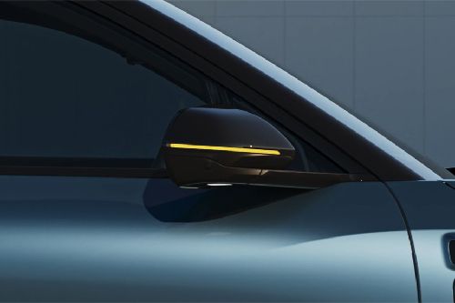 NIO ES8 Drivers Side Mirror Front Angle