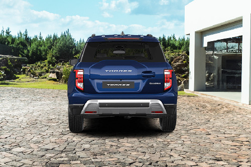 Full Rear View of KGM Torres