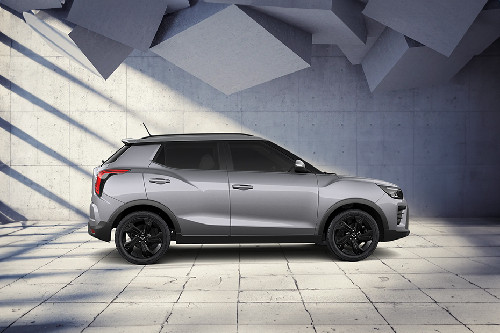 تيفولي Medium Angle Front View
