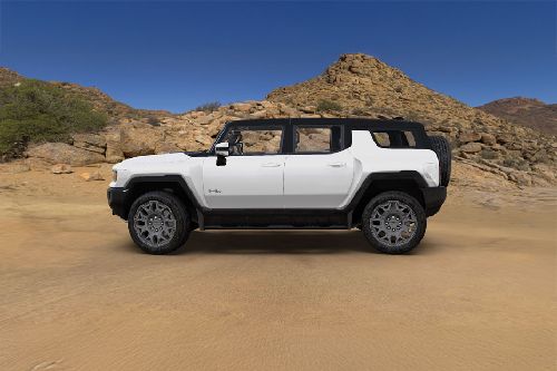 هامر إي في Side view