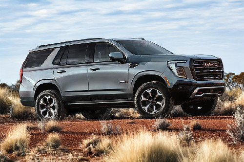 جي إم سي يوكون  Front Cross Side View