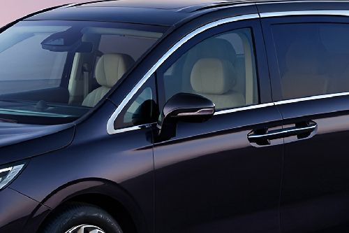 Voyah Dream Drivers Side Mirror Front Angle
