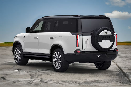 Rear Cross Side View of روكس أداماس