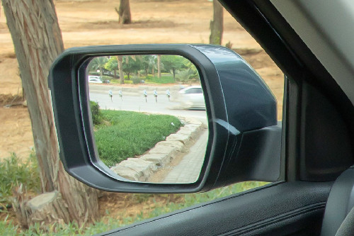 ج إم سي جراند أفينيو Drivers Side Mirror Rear Angle