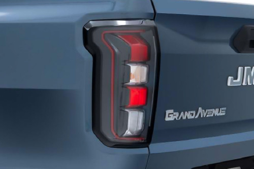 جراند أفينيو Tail light