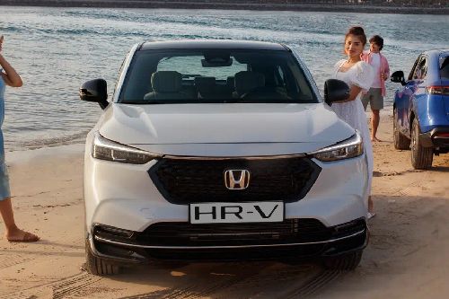 Full Front View of HR-V