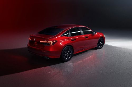 Civic Rear Medium Side View