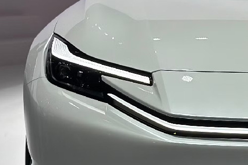 Prelude Headlight