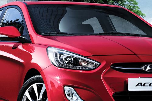 Accent 5 DR Headlight