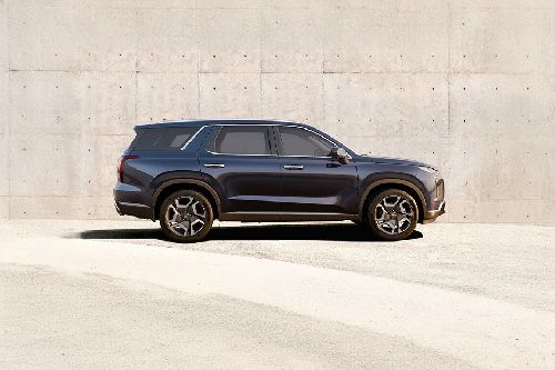 هيونداي Palisade (2022-2023) Full Side View