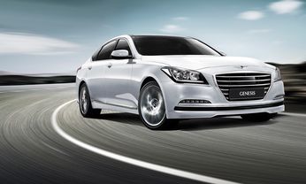 هيونداي Genesis Front Medium View