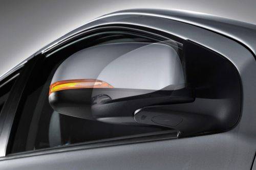 هيونداي i20 5DR Drivers Side Mirror Front Angle