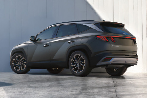 Rear Cross Side View of Hyundai Tucson Rear Cross Side View of Hyundai Tucson