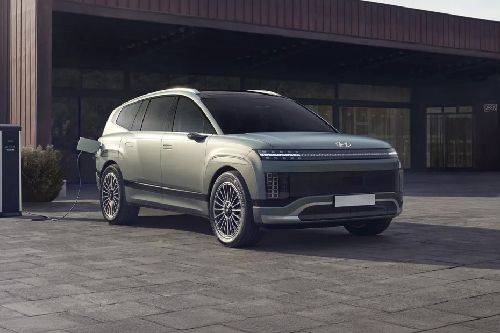 هيونداي أيونيك 9 Front Medium View