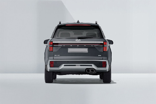 Full Rear View of هيونداي كريتا جراند