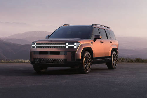 هيونداي  سنتافي 2024 Front angle low view