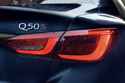 Q50 Tail light