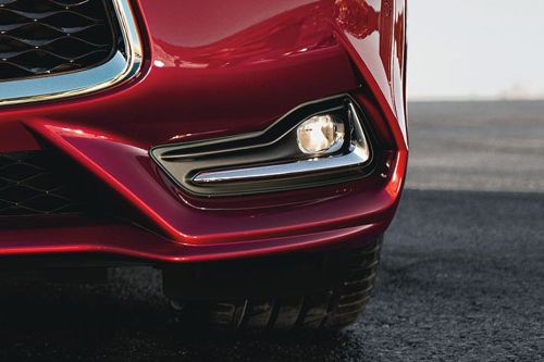 Q60 Front Fog Lamp