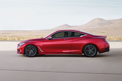 Rear Cross View of Infiniti Q60