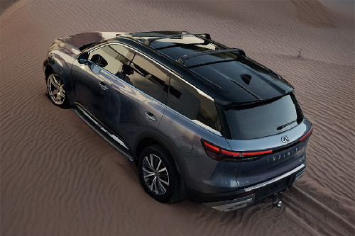 Rear Cross Side View of Infiniti QX60 Rear Cross Side View of Infiniti QX60