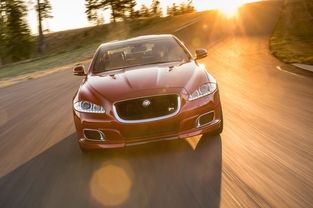 Full Front View of XJR LWB