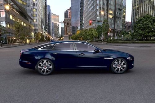 Jaguar XJ Drivers Sideview