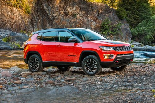 Jeep Compass Front Cross Side View