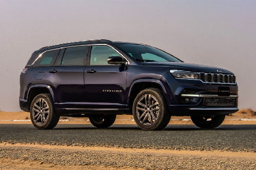Jeep Commander Front Cross Side View