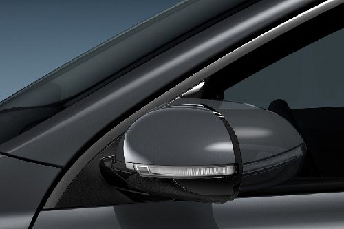 KIA Niro Plus  Drivers Side Mirror Front Angle
