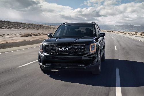 KIA  Telluride Front angle low view
