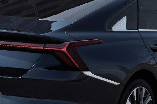 K8 Tail light