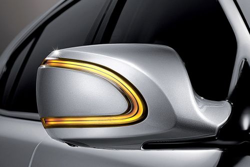 كيا Quoris Drivers Side Mirror Front Angle