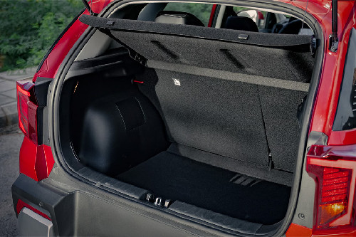 Trunk Open Closer View of Sonet