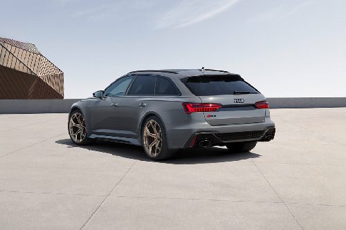 RS6 Avant Performance Rear Medium Side View