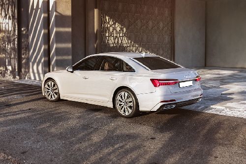 Rear Cross Side View of Audi A6