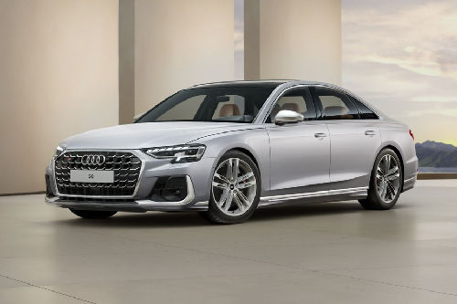 Audi  S8 Front angle low view