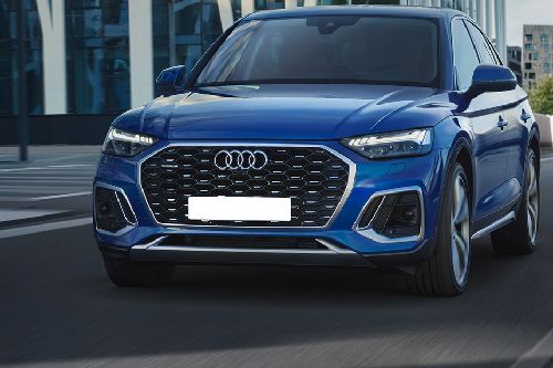 Audi Q5 Sportback Front Medium View