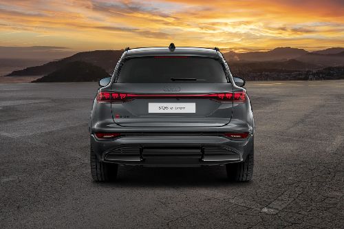 Full Rear View of Audi SQ6 E-Tron