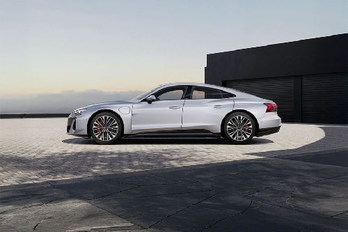 S e-tron GT Side view