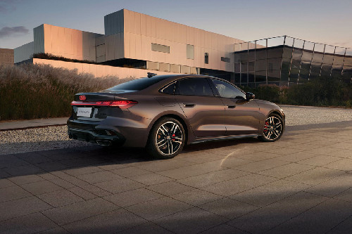 إيه٥ إل Rear angle view